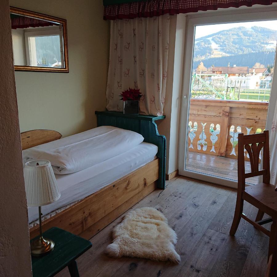 Alpenhostel "Das Besenhaus" Altenmarkt im Pongau Exterior photo